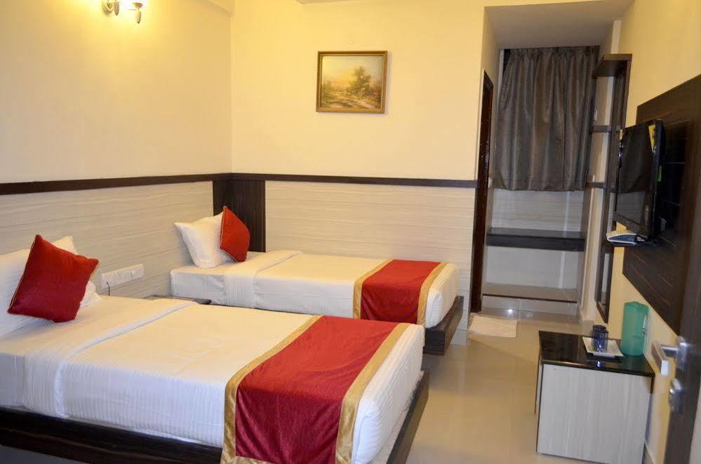 Comfort Inn Lucknow Esterno foto